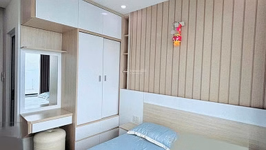 2 bedrooms, 2 toilets, direct sea view, very chill high floor balcony