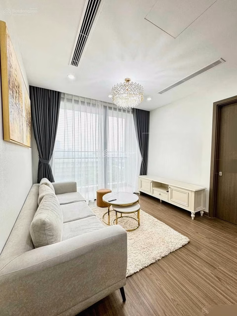 Super cheap price 2 bedrooms 60m2 Vin Green Bay, price only 14 million/month G3 building. Call me 0918 269 ***