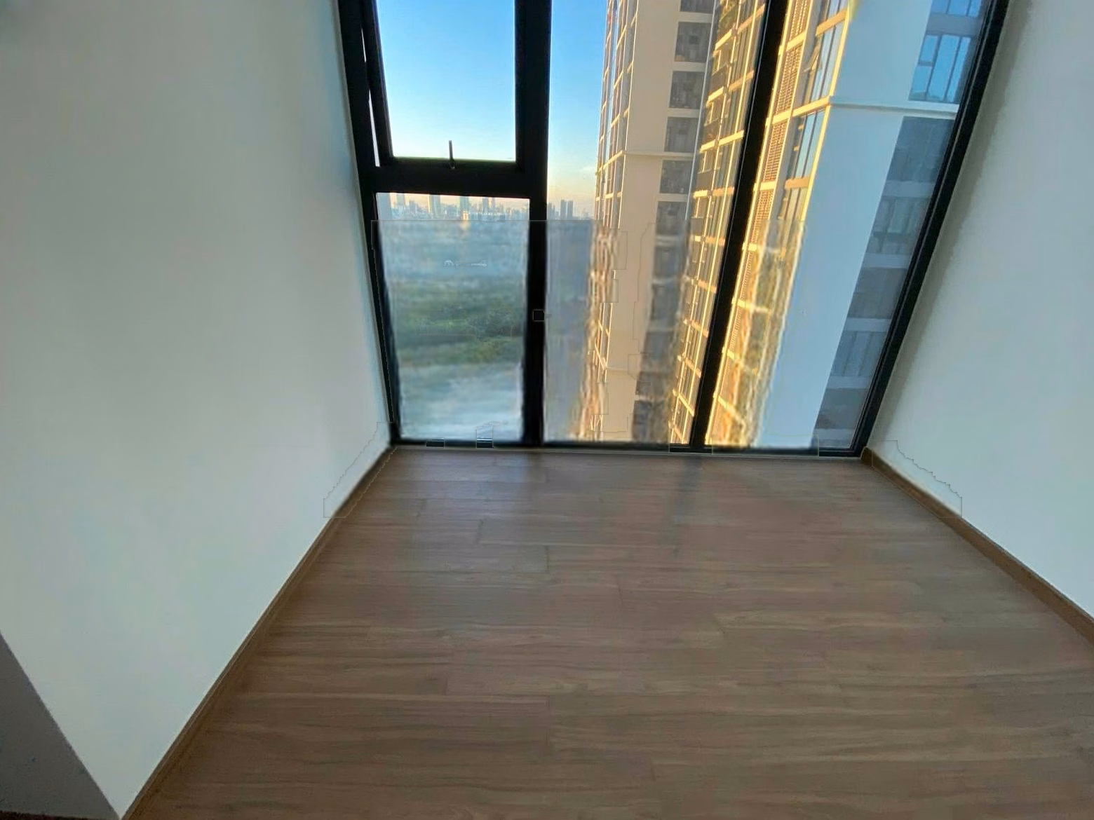 EcoGreen super product, corner apartment 72m2, high floor, second best view of EcoGreen, price 6 billion
