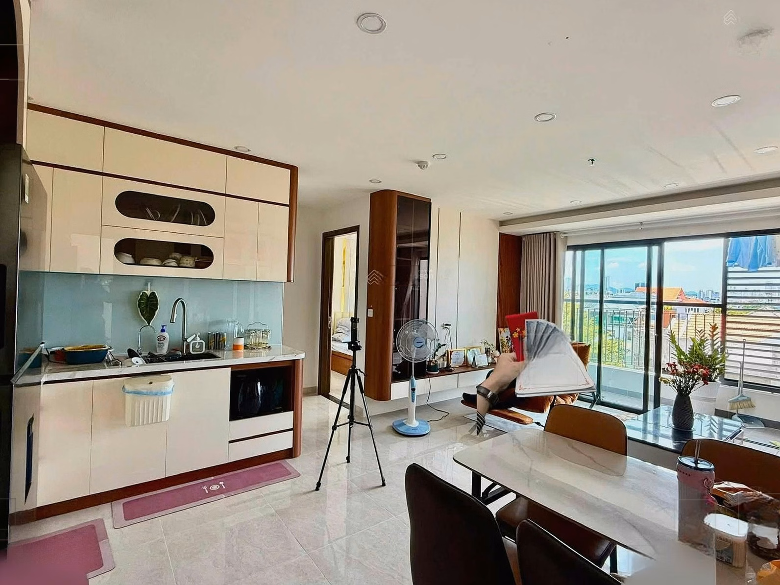 The owner cut a loss of 400 million and quickly sold the 2-bedroom apartment CCU01 - HUD Phuoc Long, 68m2, full new furniture, price 3.35 billion TL