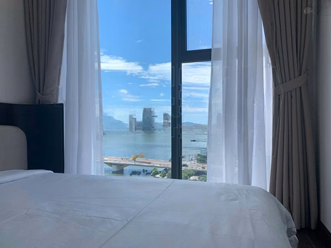 2 bedroom apartment for rent 70m2 river view 15th floor The Ponte at 436 Tran Hung Dao, Da Nang