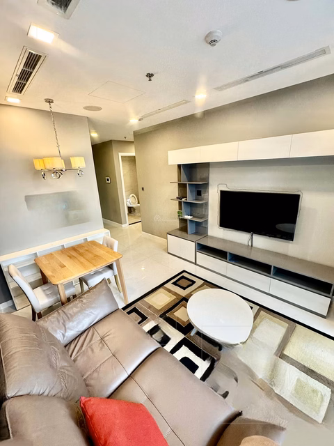 1 bedroom 1 bathroom apartment for rent in Vinhomes Central Park, good price, nice view, 53m2