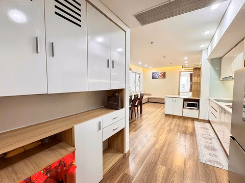 I am the owner of the F-Home Hai Chau apartment, working directly at a good price!!!
