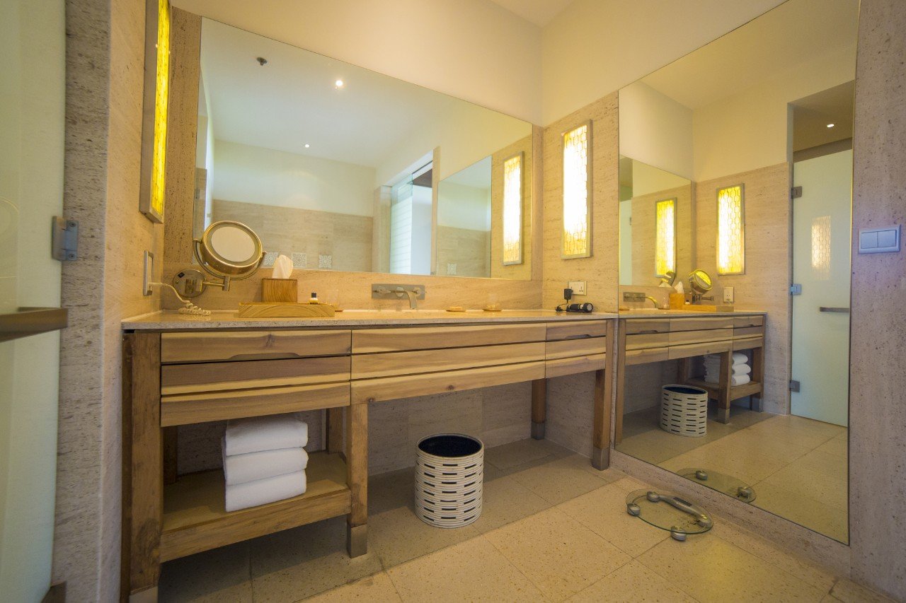 Stunning Beachfront apartment For Rent in Hyatt Da Nang