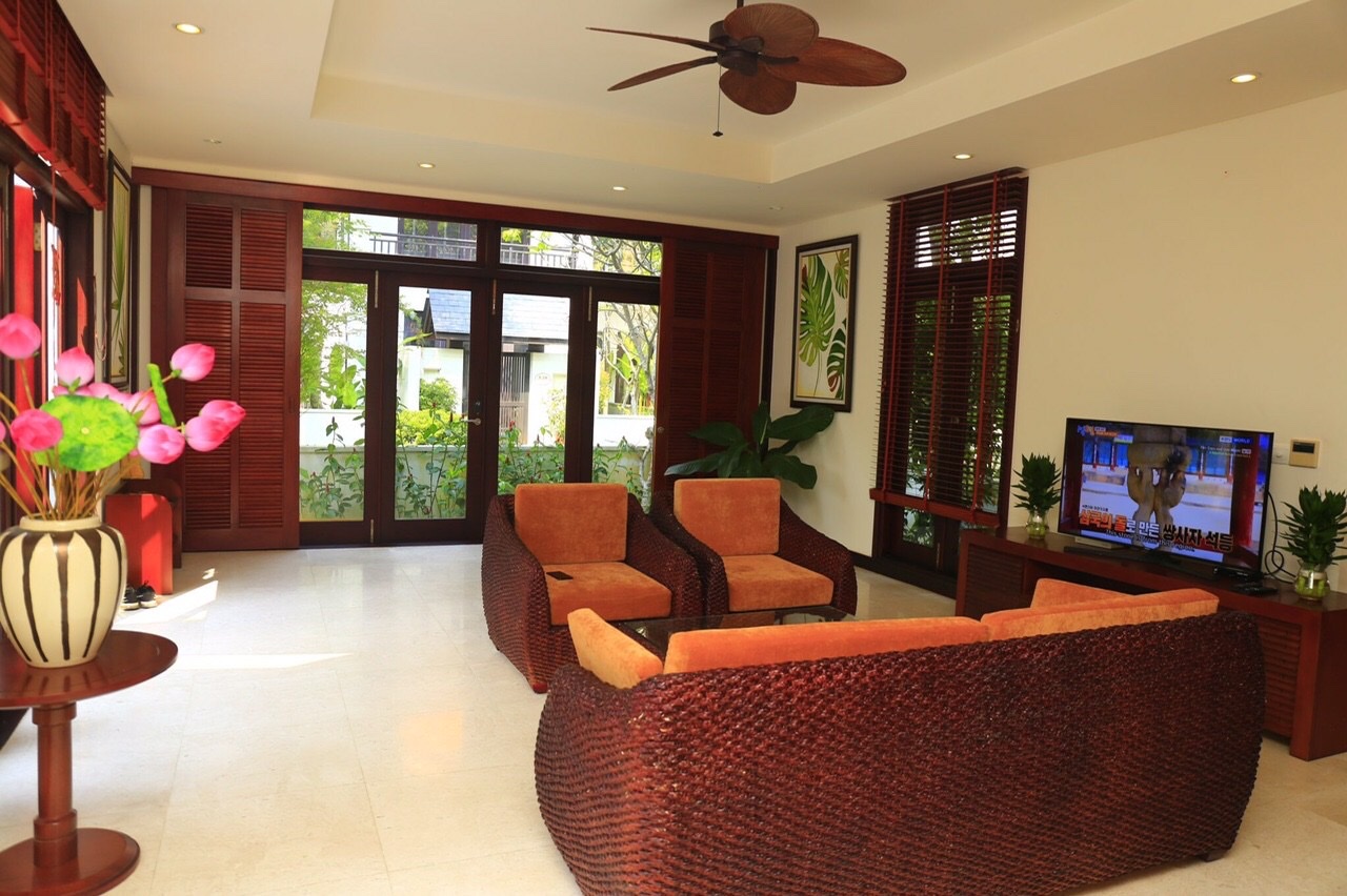 Luxurious 3 Bedrooms Villa for Rent in Furama Resort, Da Nang