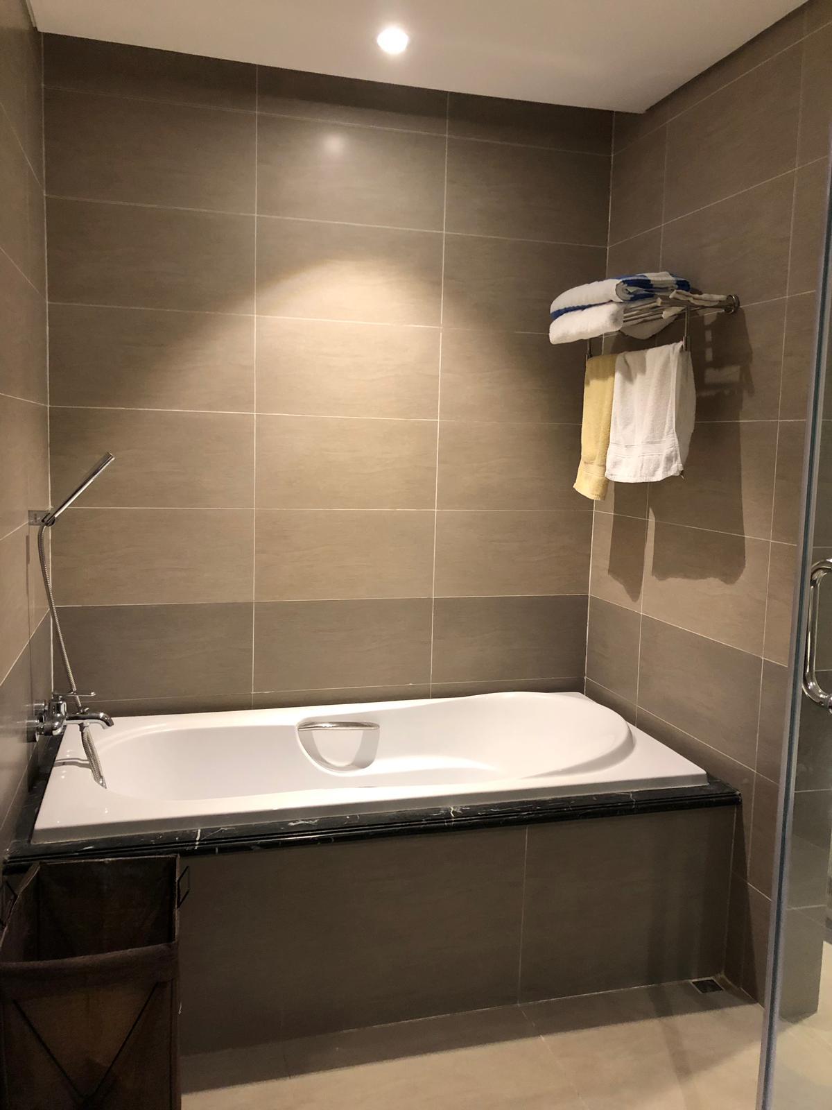 Luxurious 2 Bedrooms Apartment for Rent at Four Point by Sheraton, Da Nang