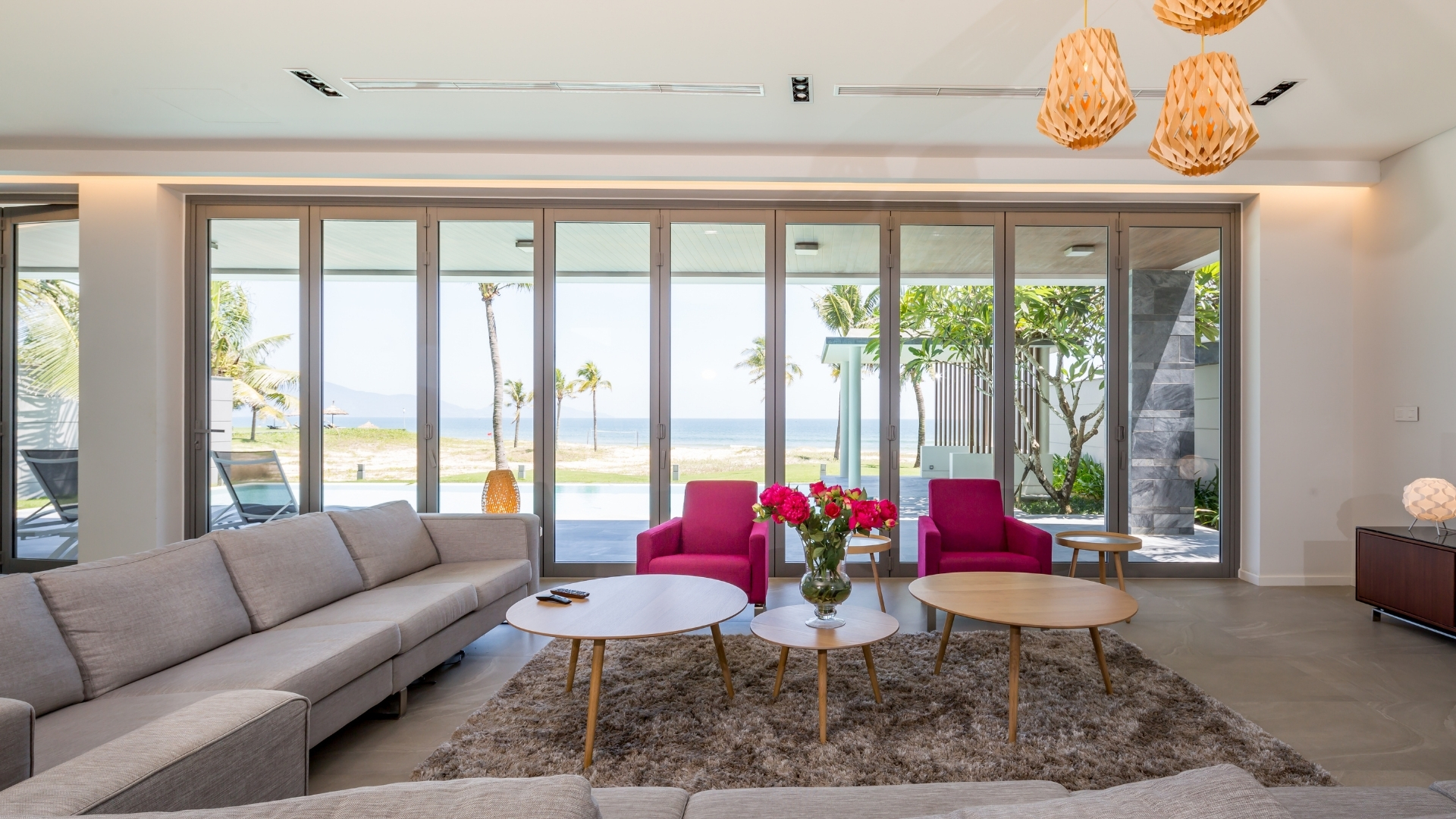Premier 6-BDR Beachfront – Da Nang Resort Villa