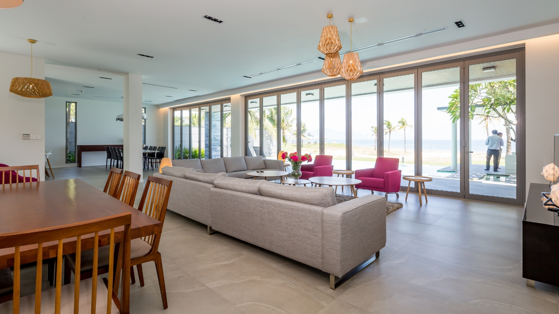 Premier 6-BDR Beachfront – Da Nang Resort Villa