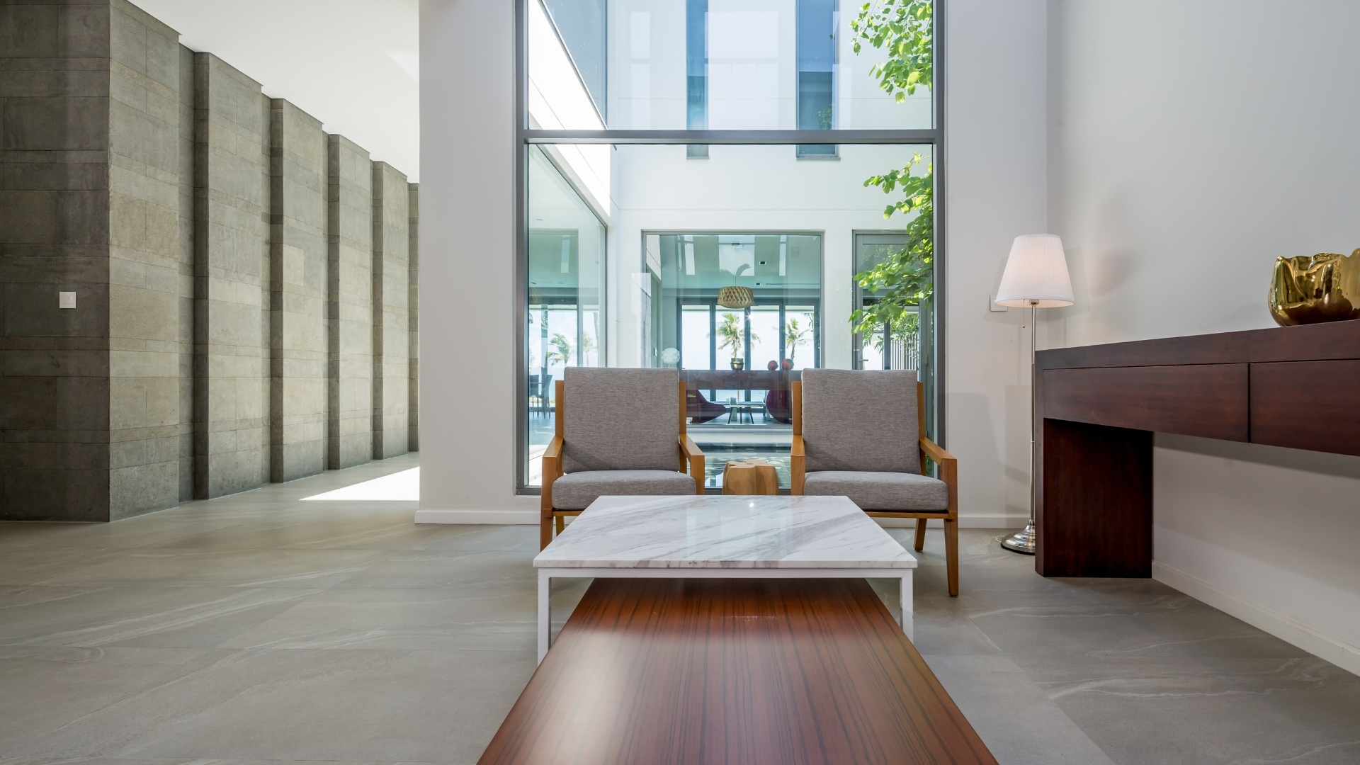 Premier 6-BDR Beachfront – Da Nang Resort Villa
