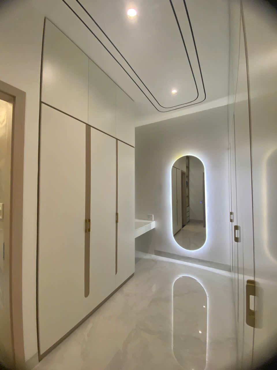 Modern 6 Bedroom Villa near Lotte Mart, Da Nang