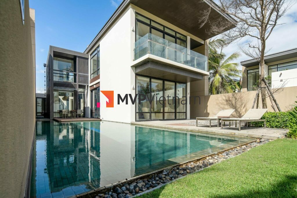 Beachfront 3 Bedrooms Villa at Hyatt Da Nang: A Luxurious Retreat