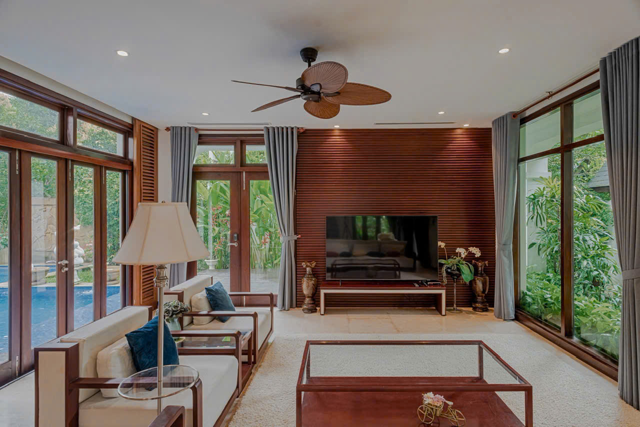 Luxurious Pool Villa at Furama Resort: Your Tranquil Retreat