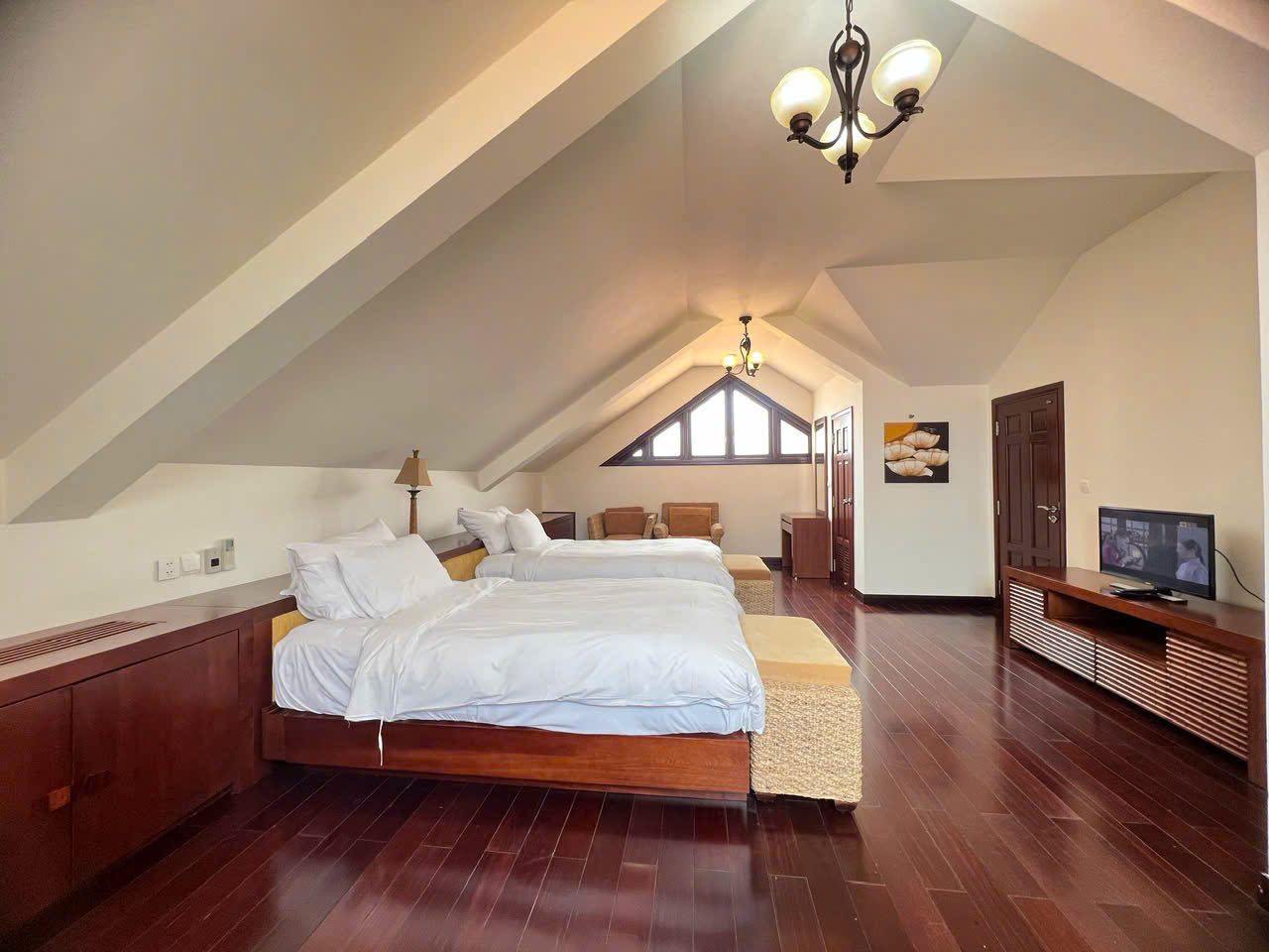 Luxurious Pool Villa at Furama Resort: Your Tranquil Retreat