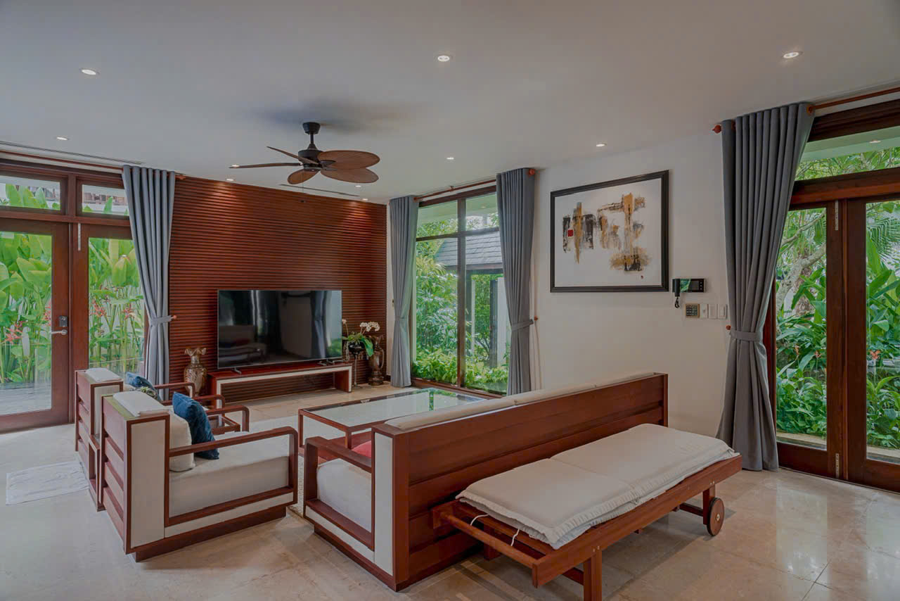 Luxurious Pool Villa at Furama Resort: Your Tranquil Retreat