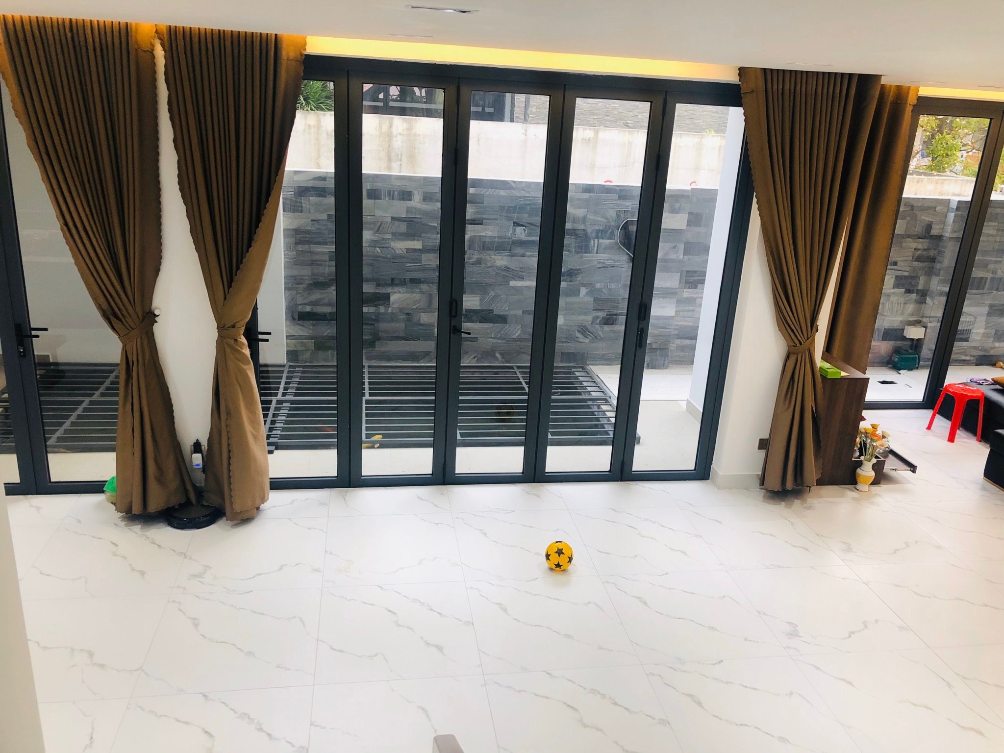 Luxurious 4-bedroom with garden in Euro Villa for Rent, Da Nang