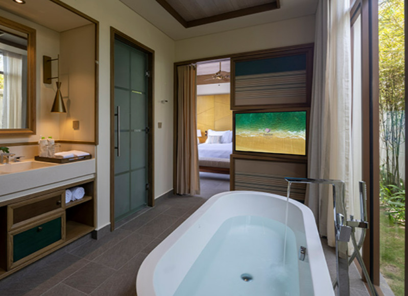 Luxurious 4 Bedrooms Villa at Fusion Resort and Spa