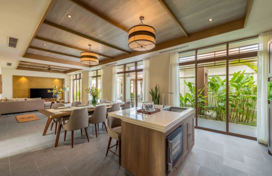 Luxurious 4 Bedrooms Villa at Fusion Resort and Spa