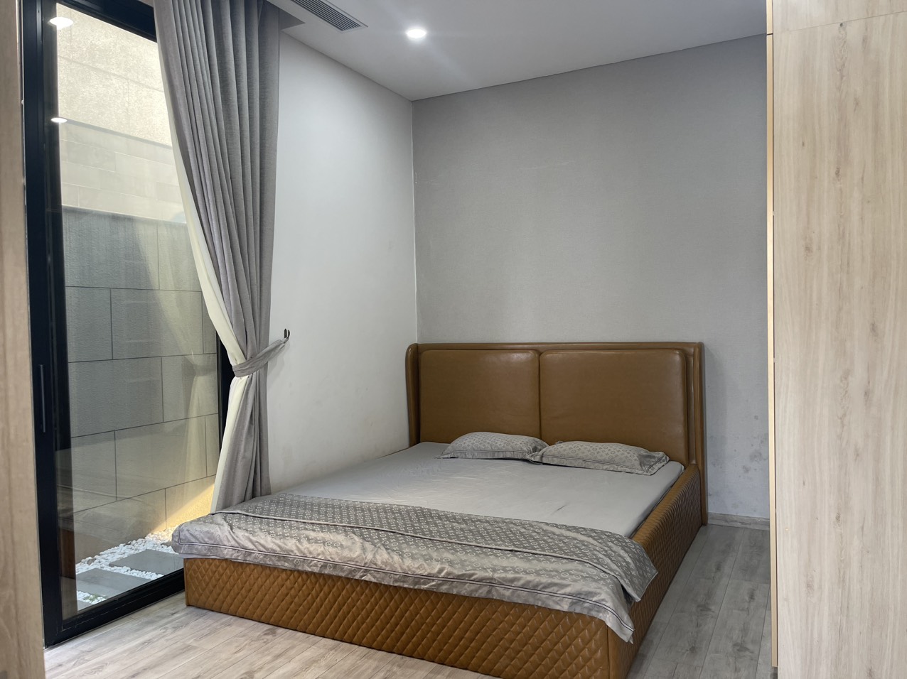 Luxurious 4 Bedrooms Modern Villa with Pool for Rent Near Singapore International School in Da Nang