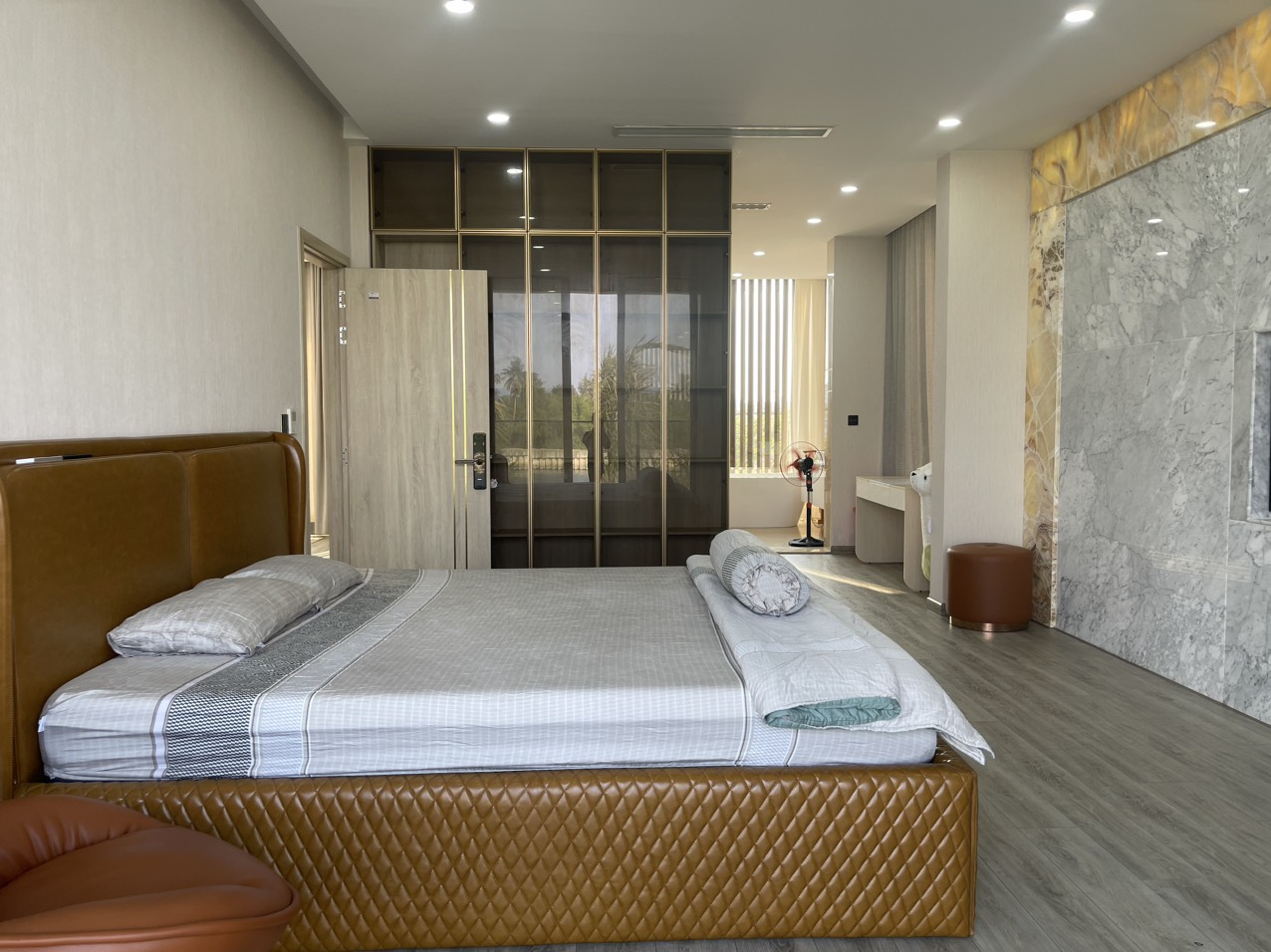 Luxurious 4 Bedrooms Modern Villa with Pool for Rent Near Singapore International School in Da Nang