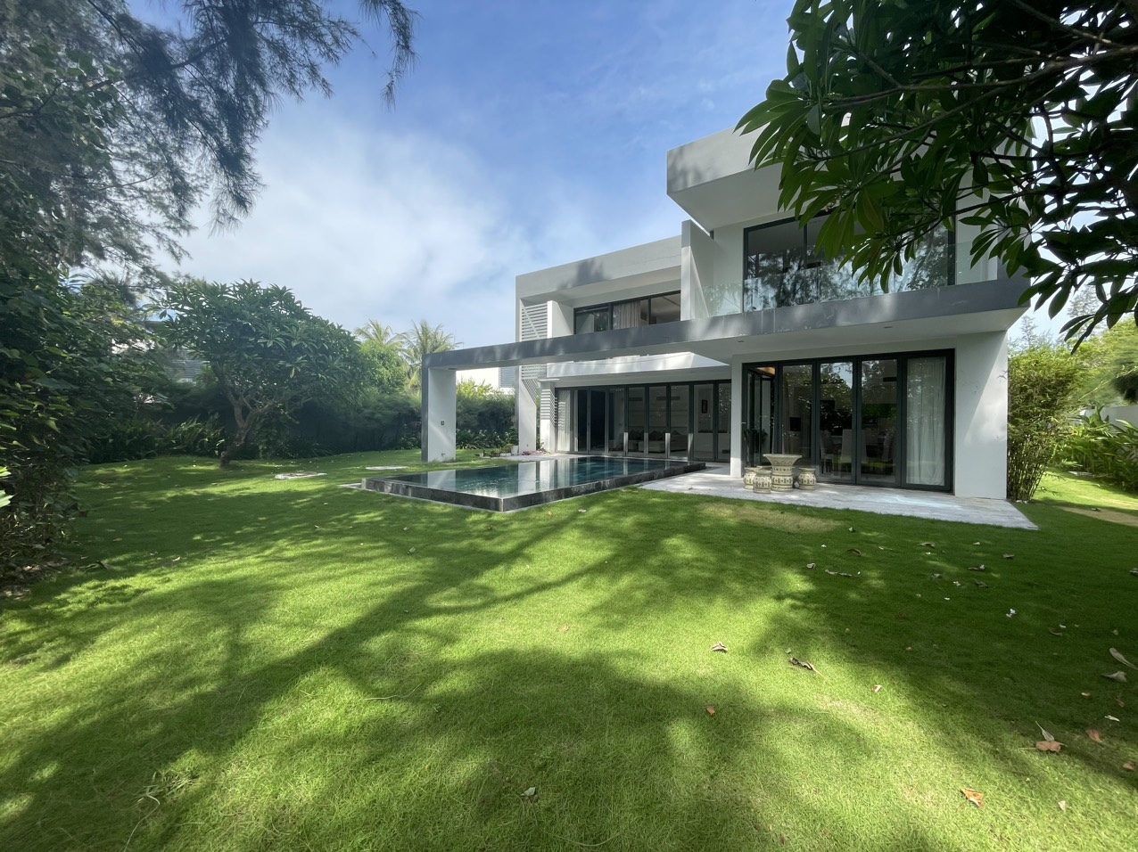 Luxurious 3 Bedrooms Pool Villa for Rent at The Dune, Da Nang