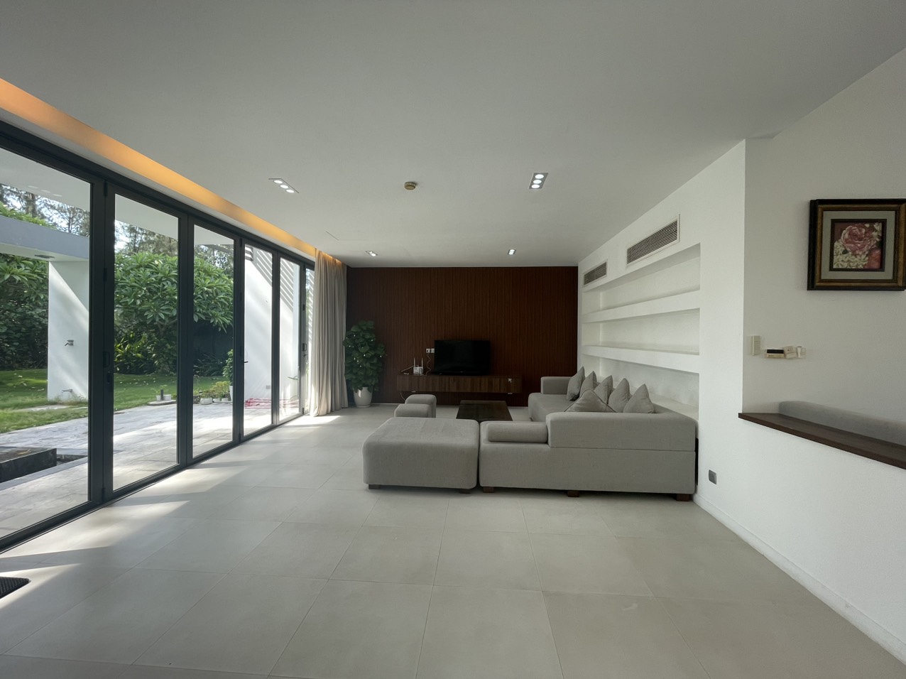 Luxurious 3 Bedrooms Pool Villa for Rent at The Dune, Da Nang