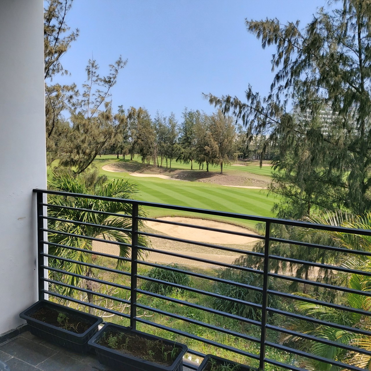 Discover the Ultimate Living: 3 bedrooms Luxury Villa for Rent in Montgomery Golf Course, Da Nang