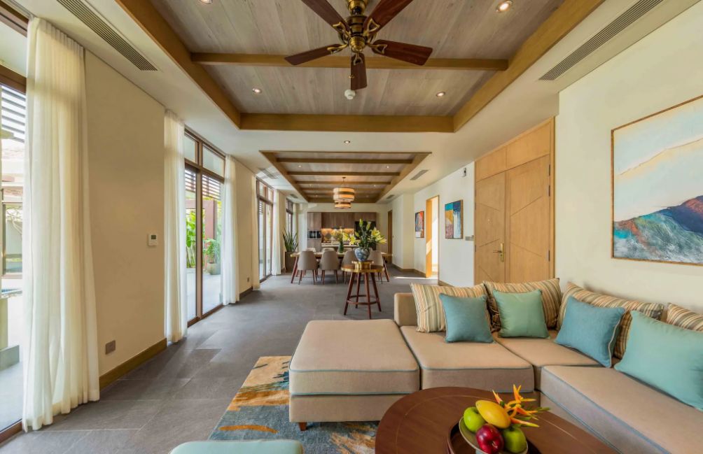 Brand New 4 bedrooms villa at Fusion Resort