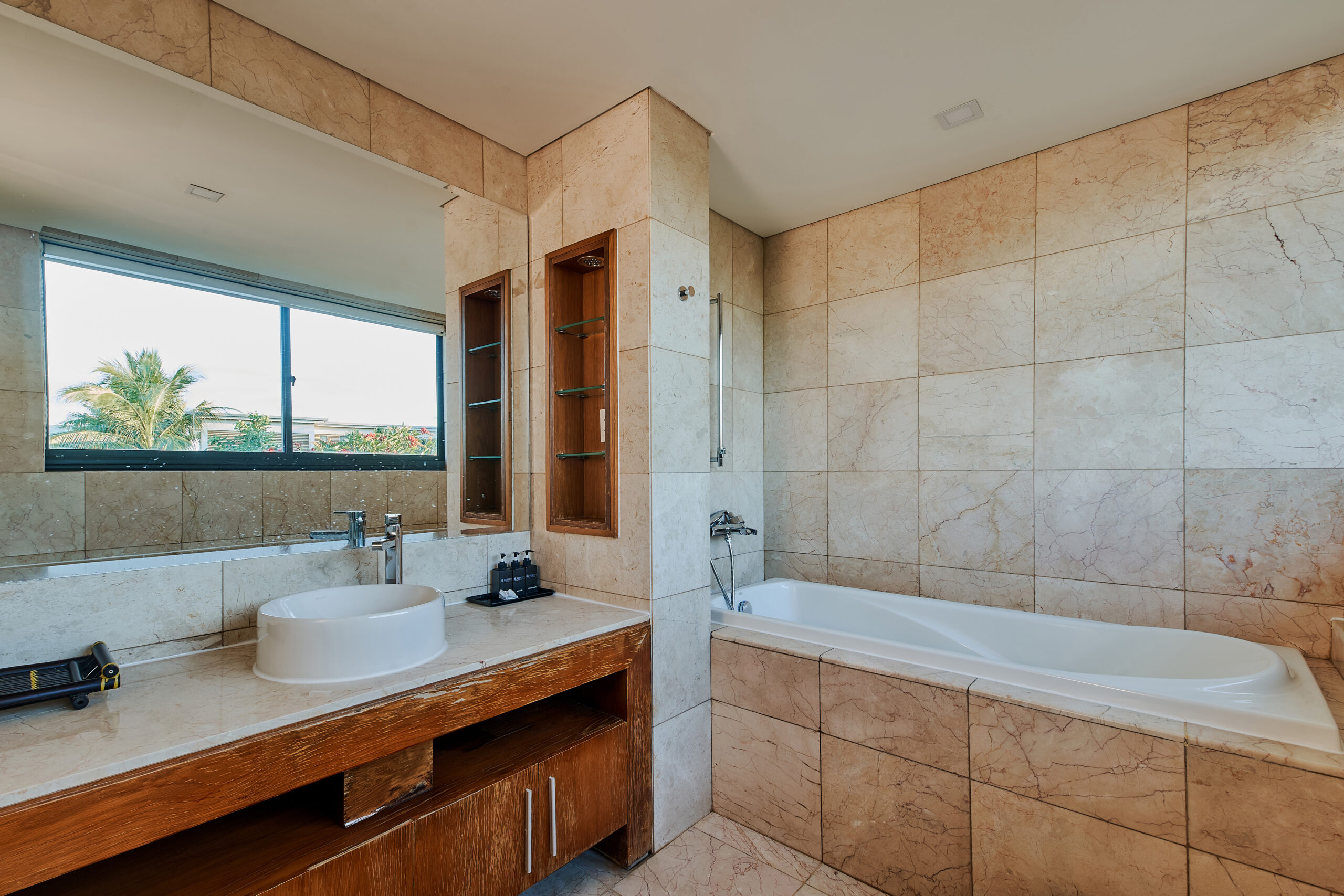 5BR Pool Villa at Ocean Villas Resort