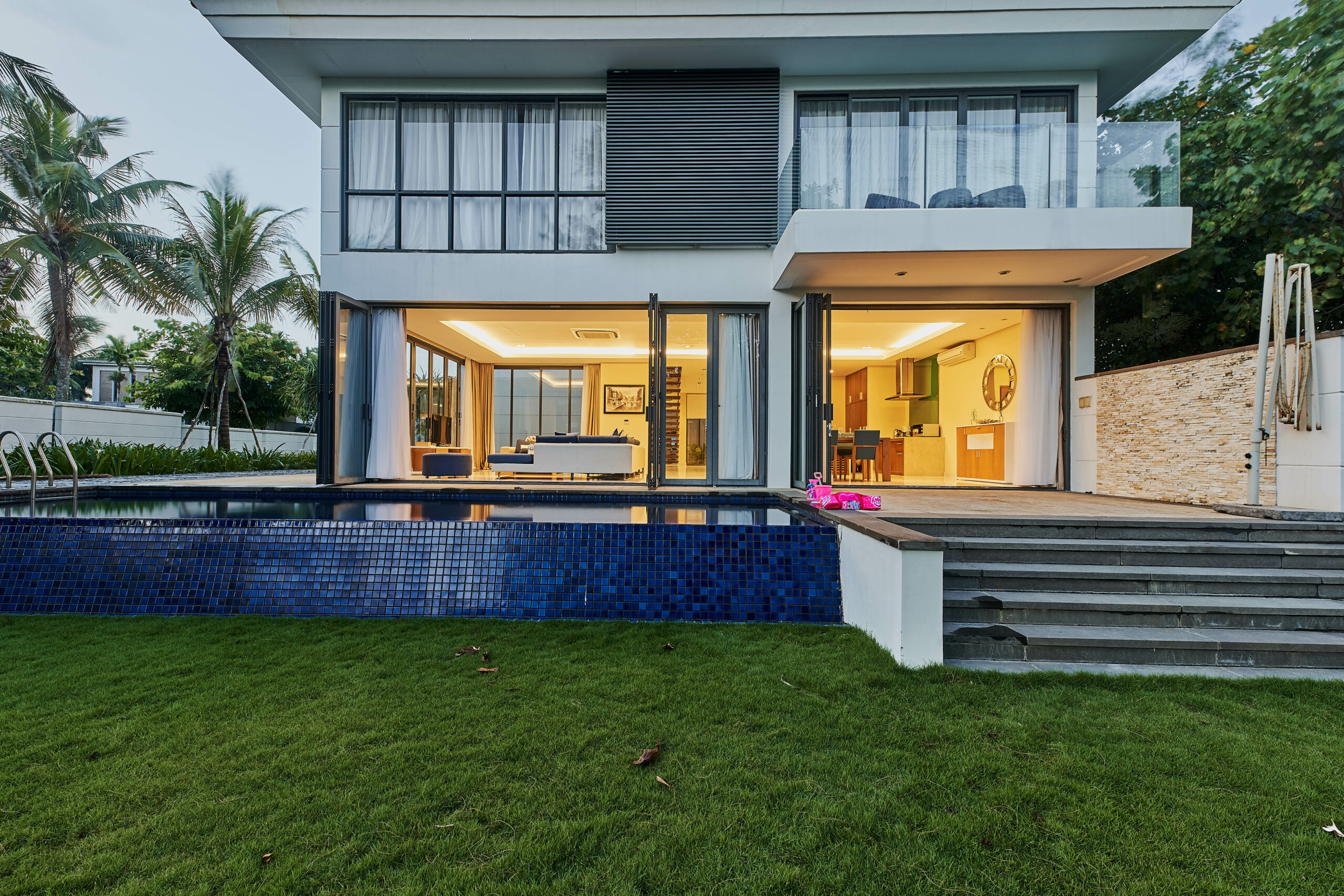 5BR Pool Villa at Ocean Villas Resort