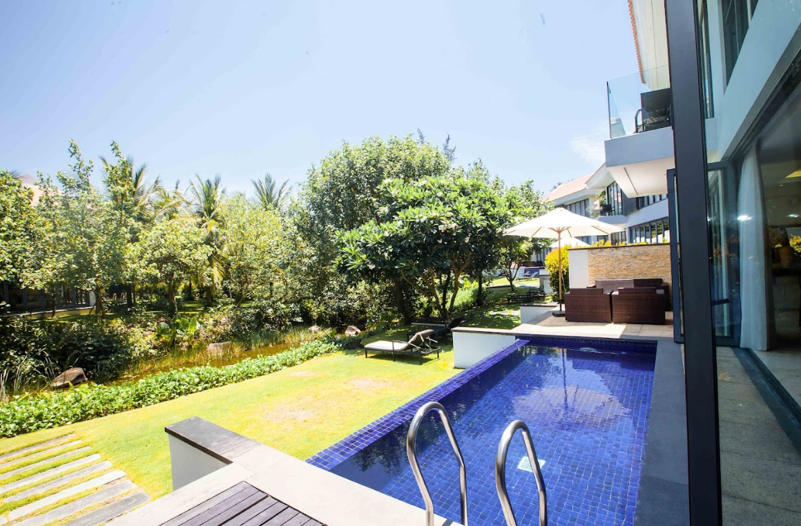 Modern 2 bedrooms Pool Villa for rent at Ocean Resort