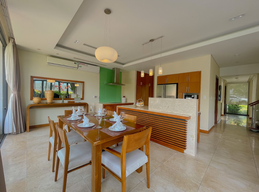 Modern 2 bedrooms Pool Villa for rent at Ocean Resort