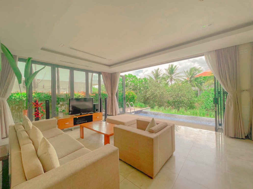 Modern 2 bedrooms Pool Villa for rent at Ocean Resort
