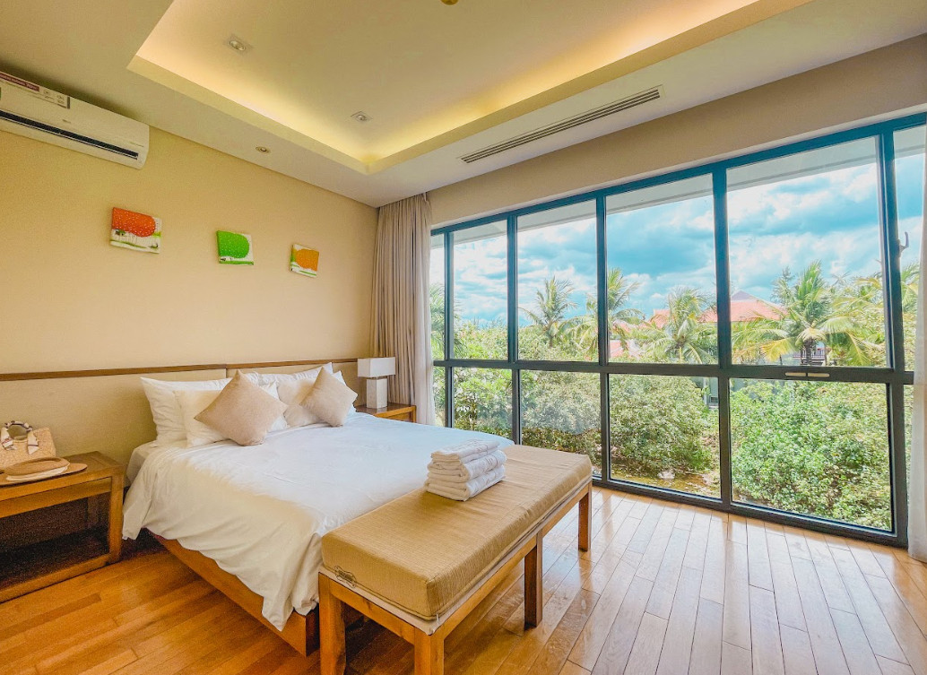 Modern 2 bedrooms Pool Villa for rent at Ocean Resort