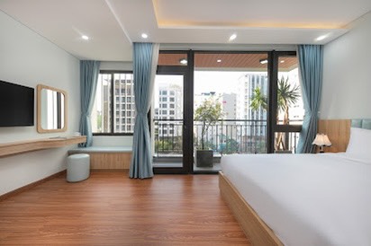 Luxurious Hotel & Apartment Building for Lease in Danang’s Tourist Hub – 37 Rooms