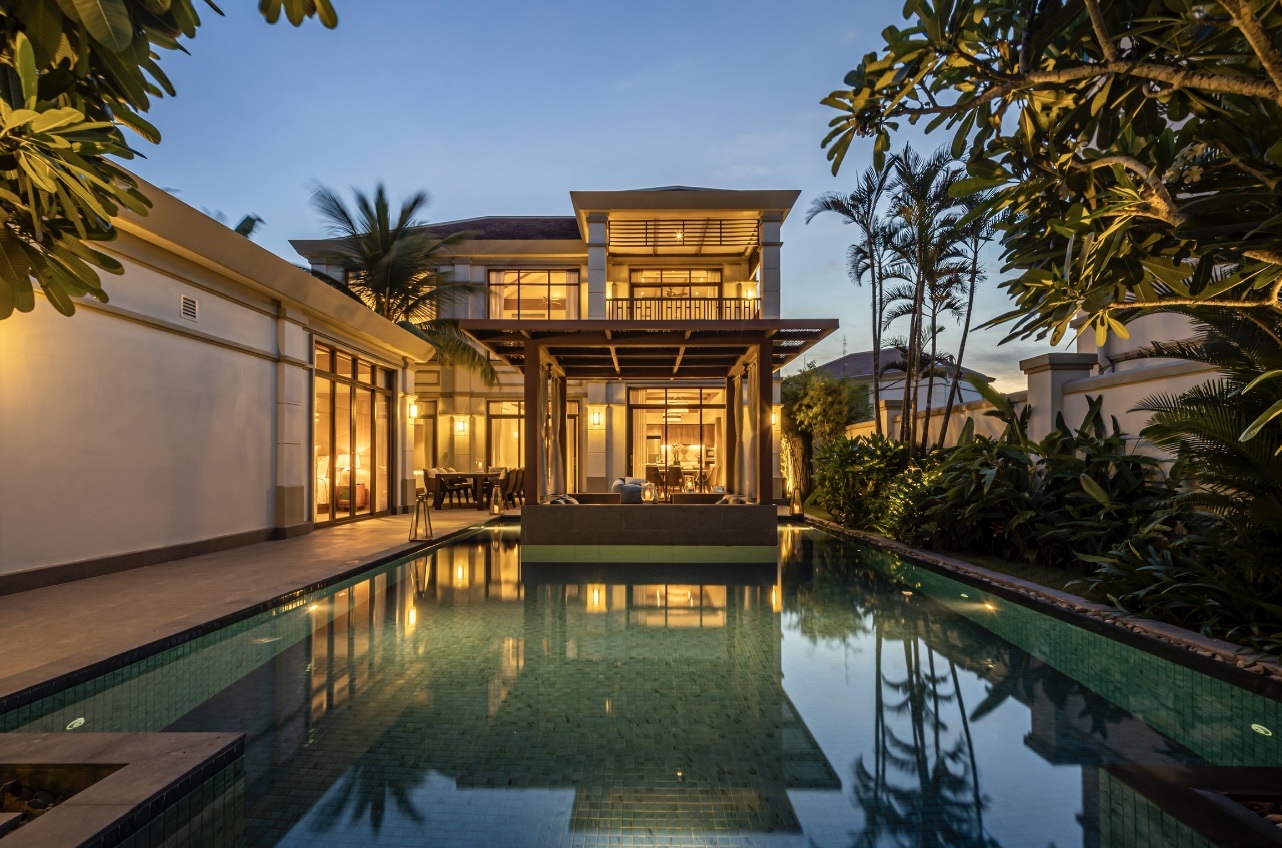 Luxurious Fusion Resort 4 bedrooms Pool Villa for rent, Da Nang