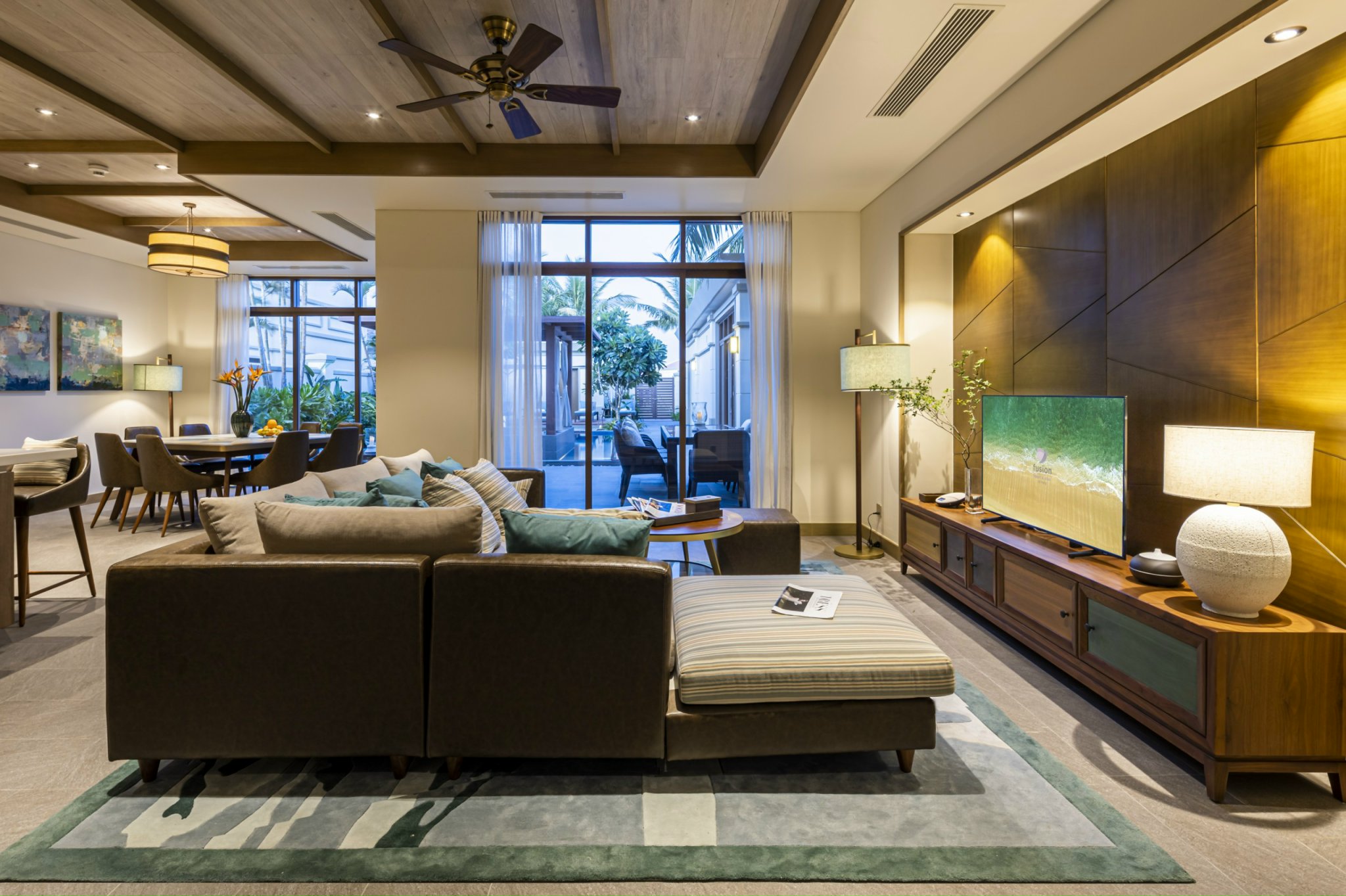 Luxurious Fusion Resort 4 bedrooms Pool Villa for rent, Da Nang