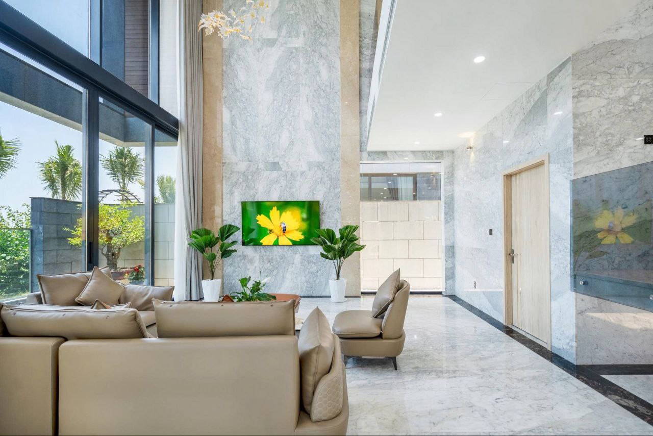 Unique 5 bedroom villa in One River Villas