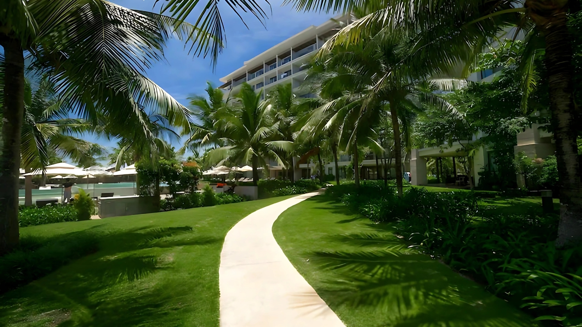 Beachfront Living: 6-Bedroom Ocean Front Villa at The Ocean Resort