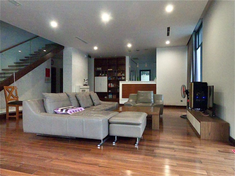Stunning 6 Bedrooms Pool Villa Near My Khe Beach for rent, Da Nang