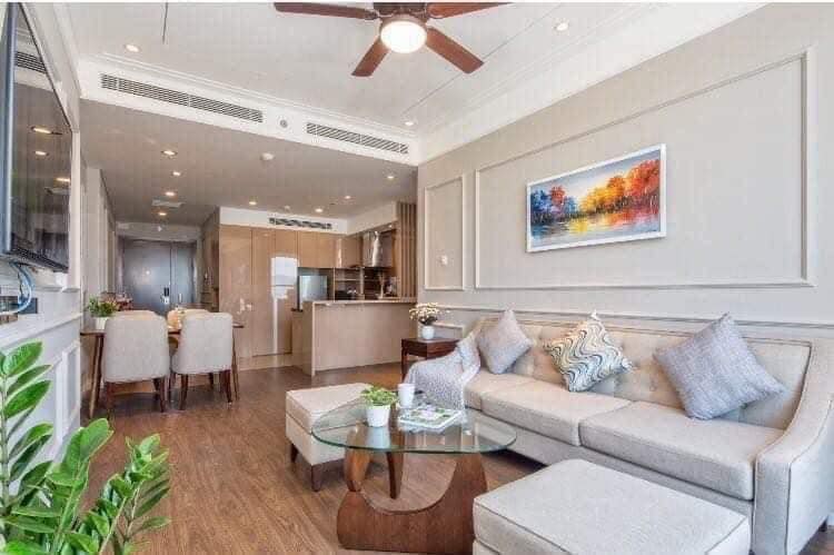 Spacious 2 Bedrooms Apartment at Altara Suites: Unbeatable Beachside Living
