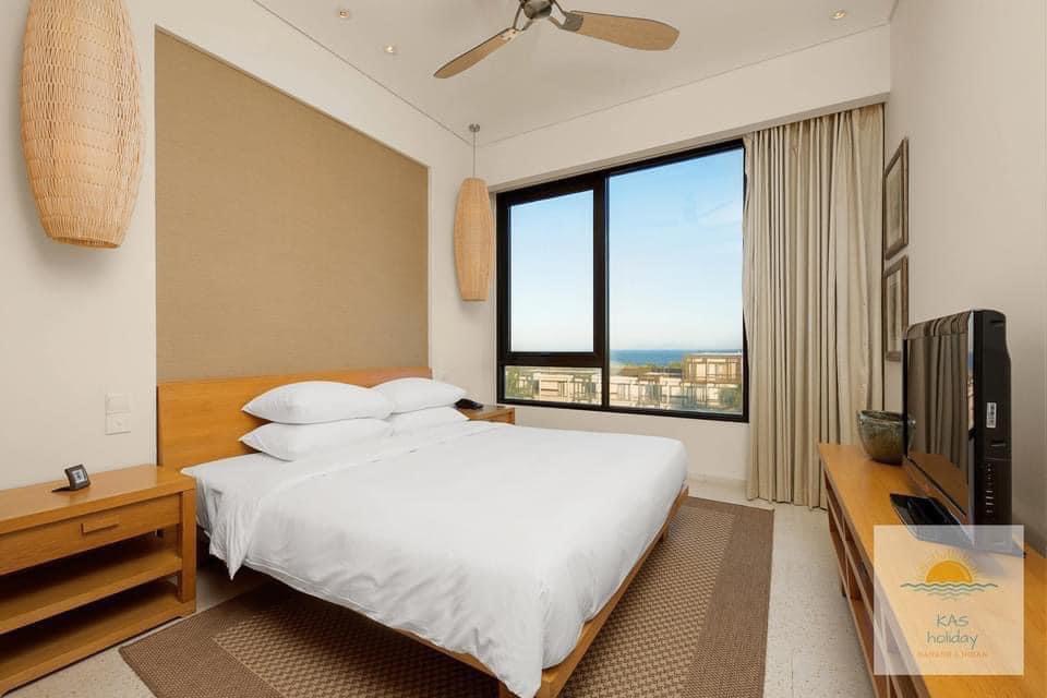 Luxurious 2 Bedrooms Apartment at Hyatt Regency for rent, Da Nang