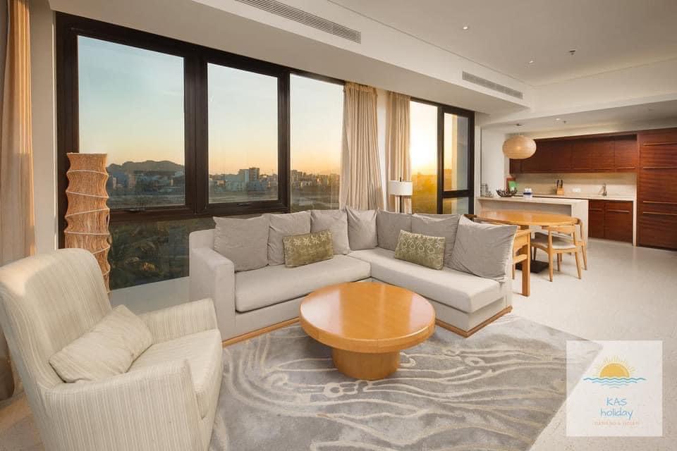 Luxurious 2 Bedrooms Apartment at Hyatt Regency for rent, Da Nang