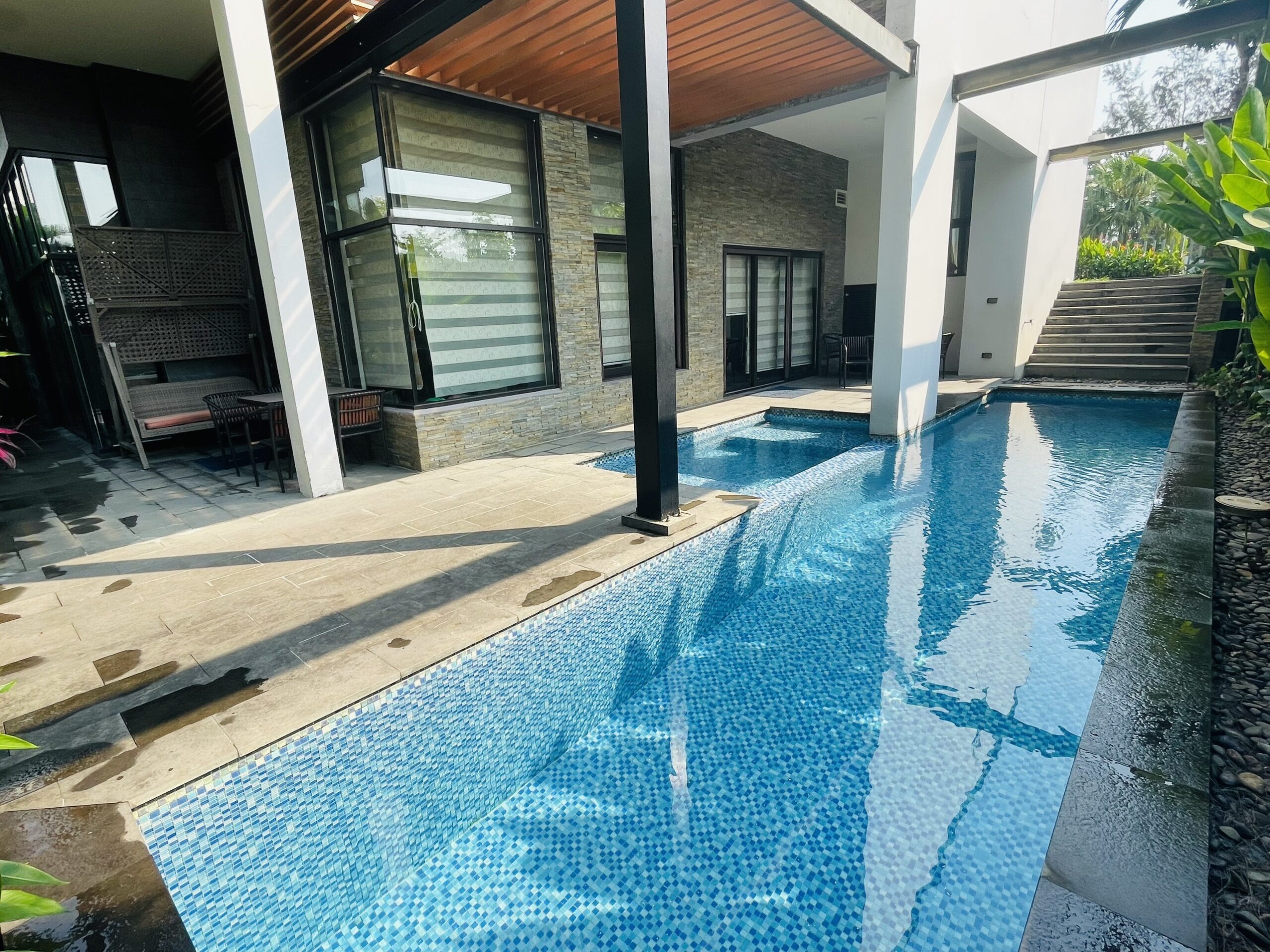 Luxurious 4 Bedrooms Villa at Montgomerie Links for Rent