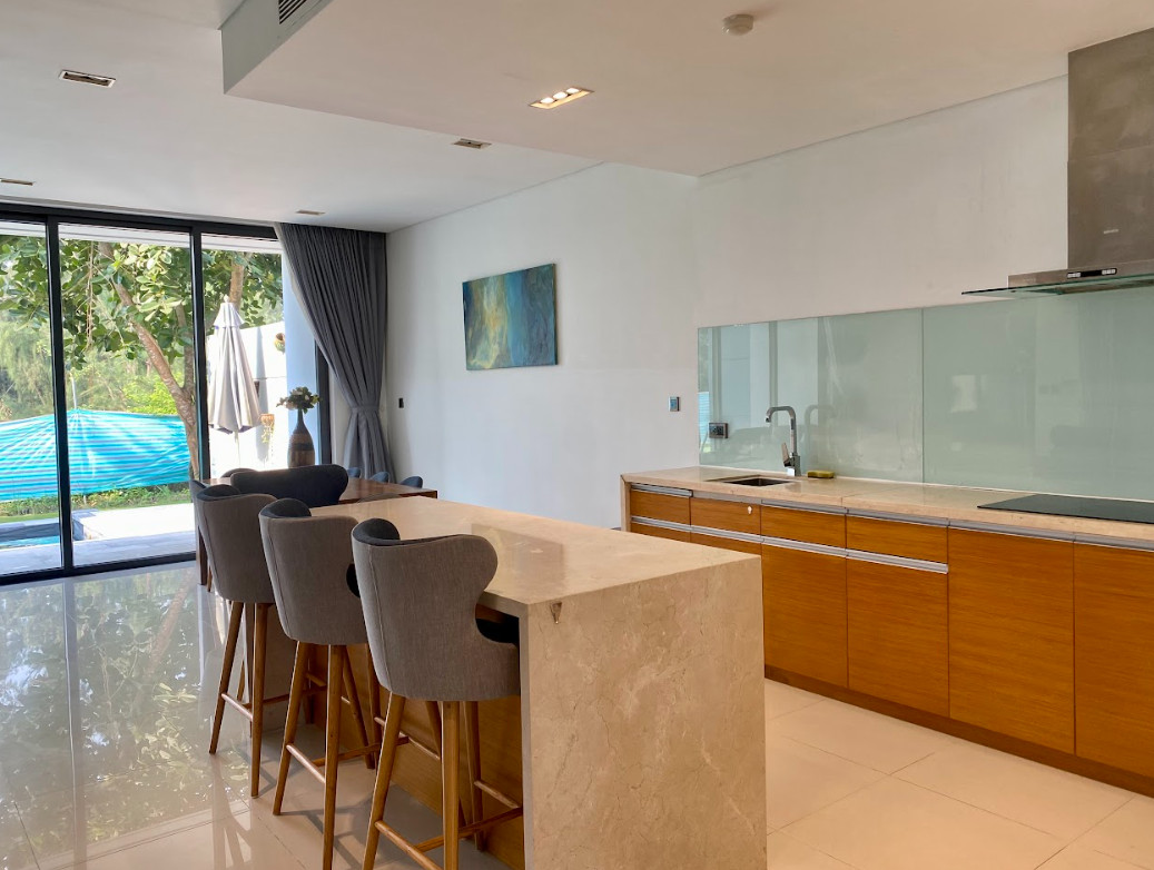 Luxurious 3 Bedrooms Pool Villa for Rent at The Point, Da Nang