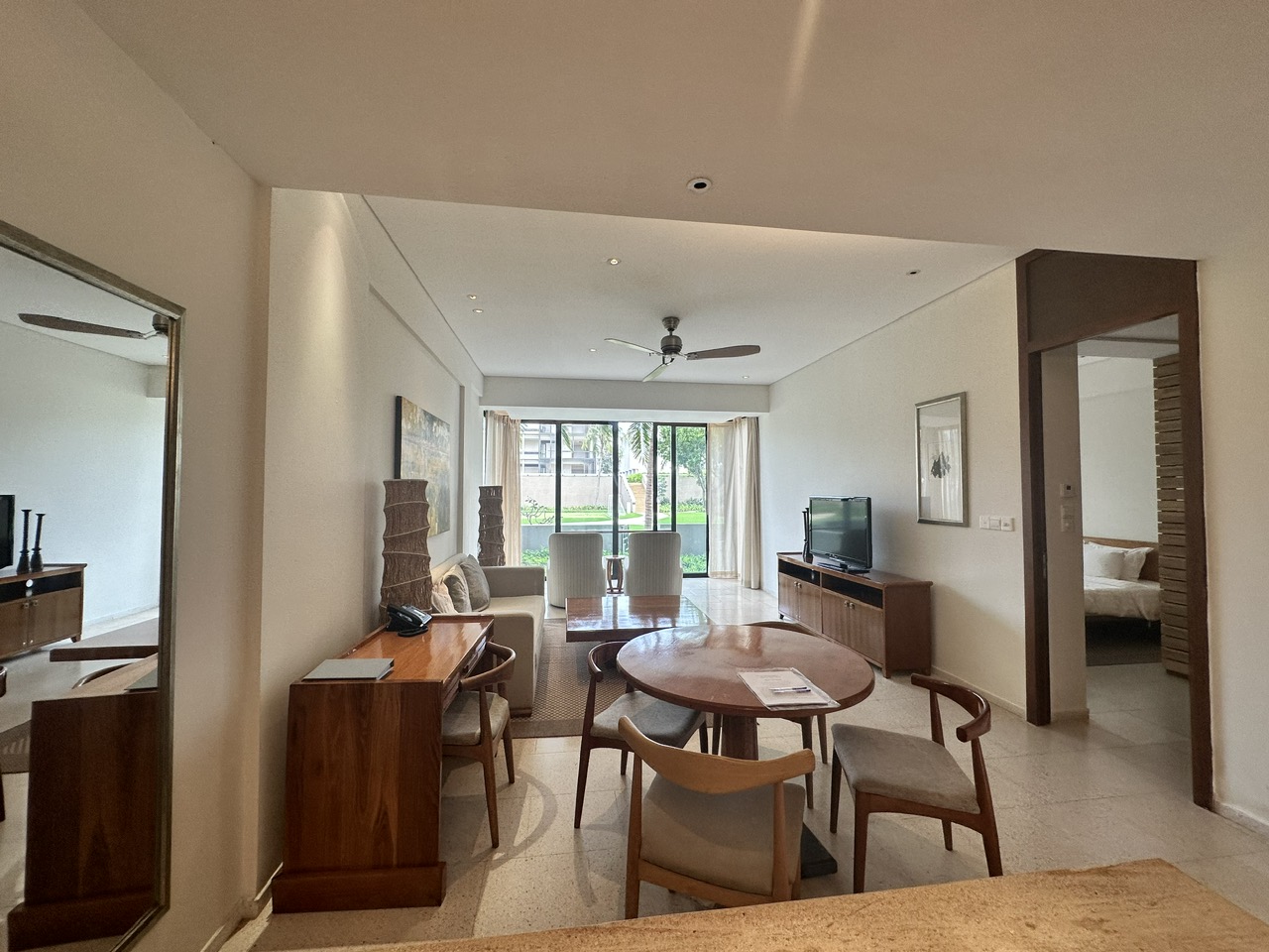Luxurious One Bedroom Apartment for Rent at the Hyatt Regency, Da Nang