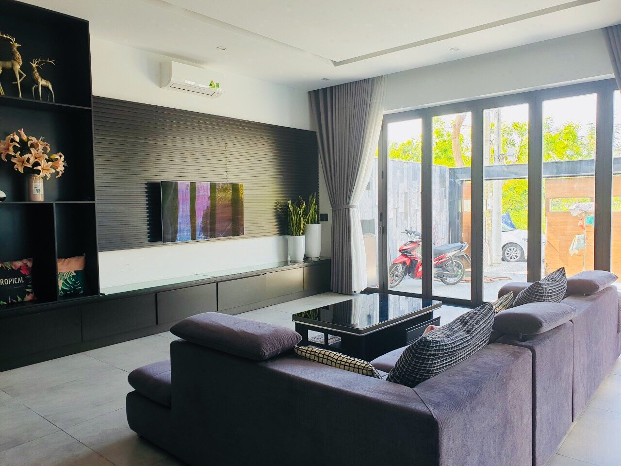 Luxury Four Bedrooms Villa for Rent in Nam Viet A, Da Nang