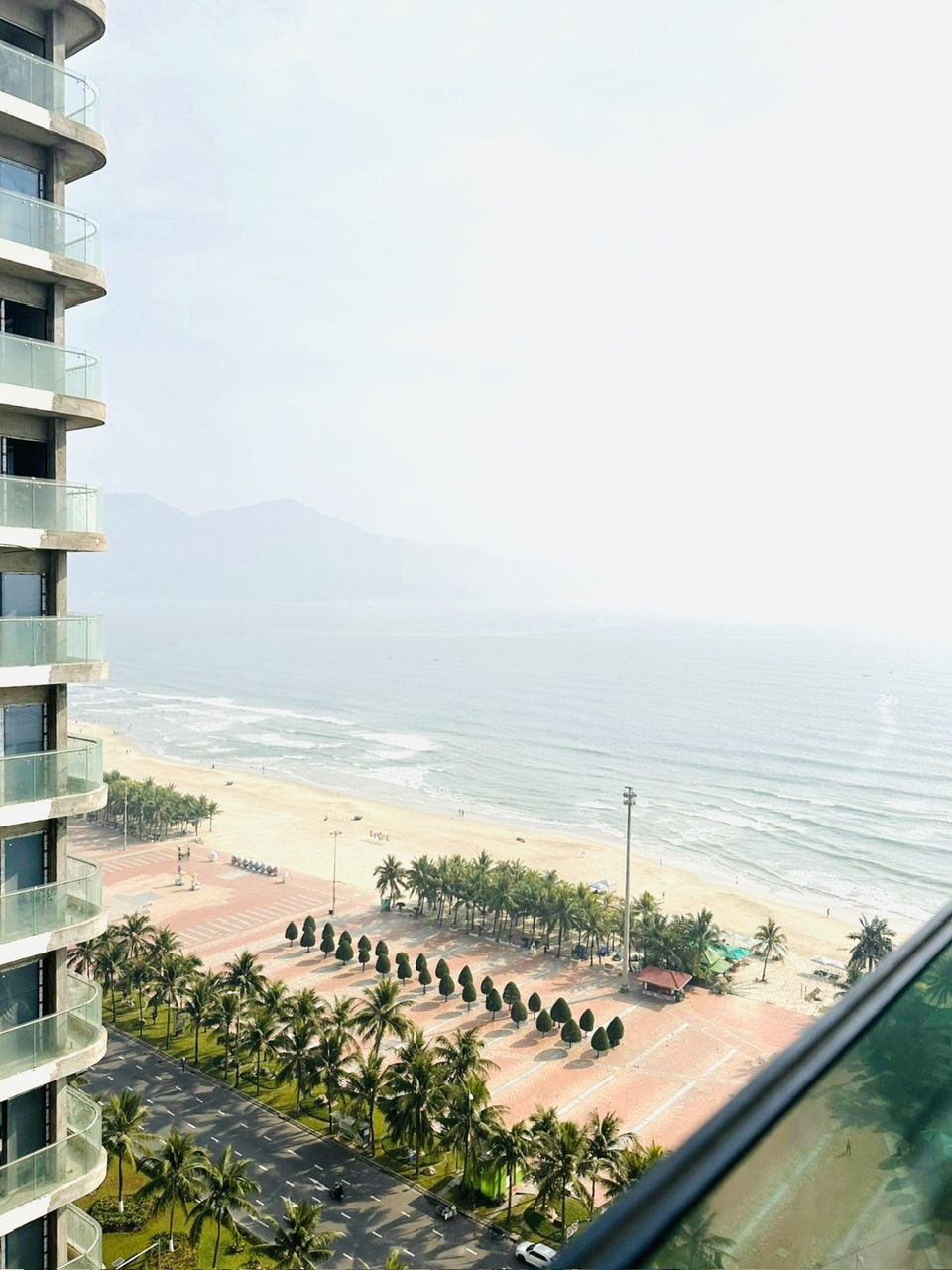 2 Bedrooms Alacarte Apartment for Rent: Your Coastal Retreat in Da Nang