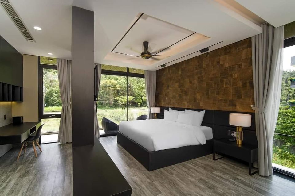 Exceptional 5 Bedrooms Villa Near Son Tra Peninsula, Da Nang