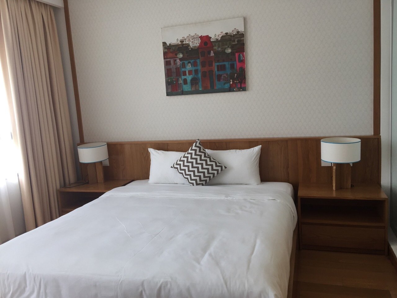 2 Bedrooms Apartment for Long-Term Rent in Ocean Suites, Da Nang
