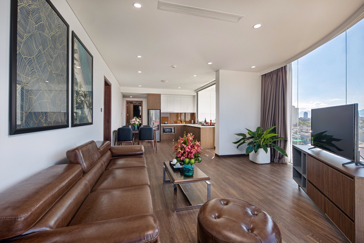 Luxury 2 Bedrooms Rooftop Pool Apartment for Rent in Da Nang